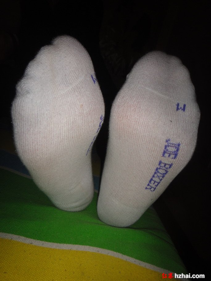 特重口味的东北姑娘美脚07.JPG