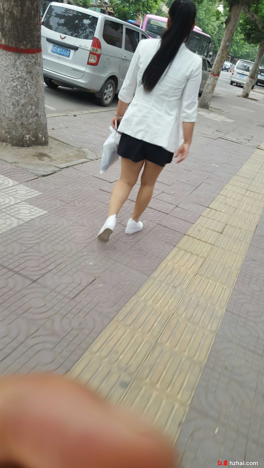 20170529_113827_comps.jpg