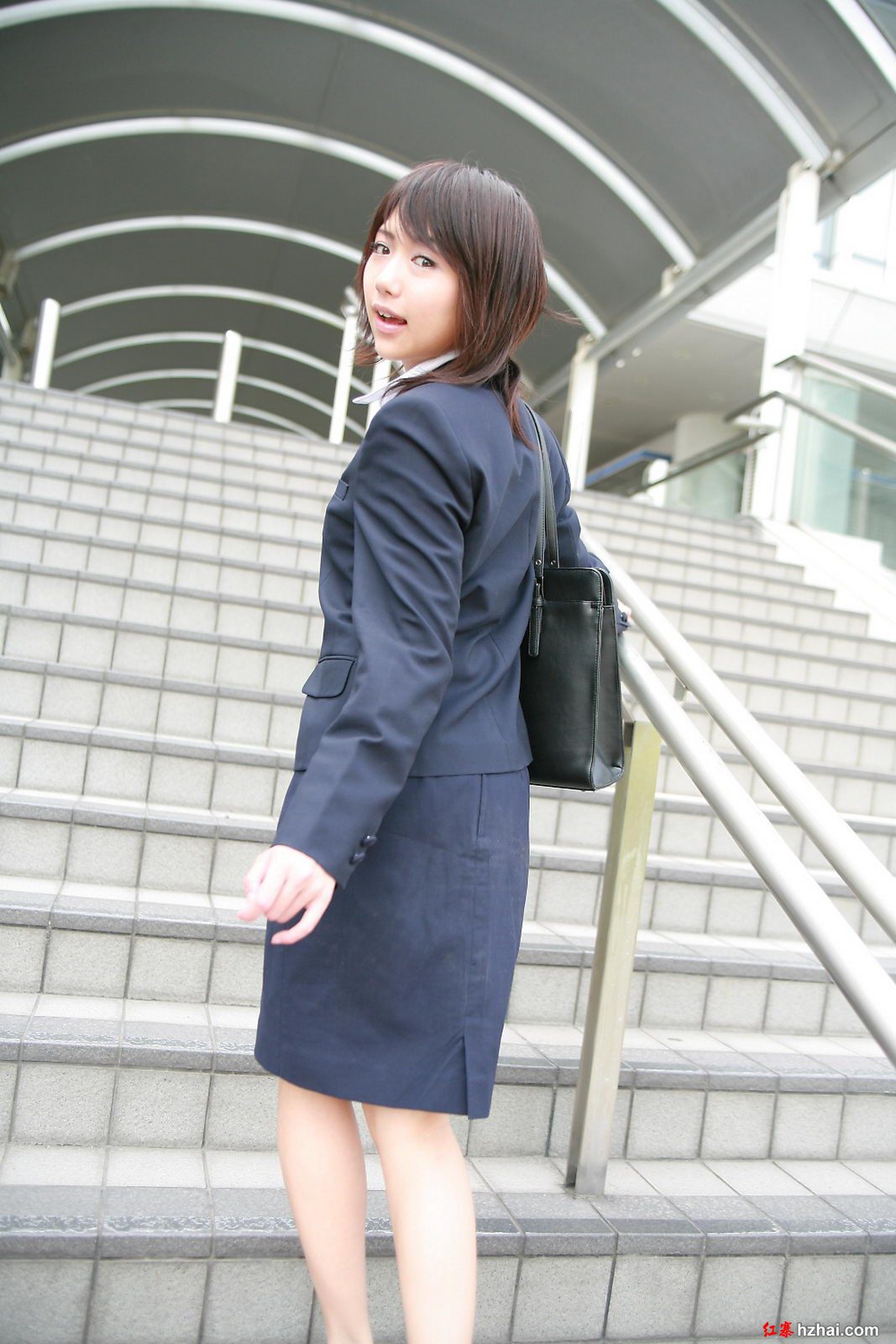 laai09.jpg