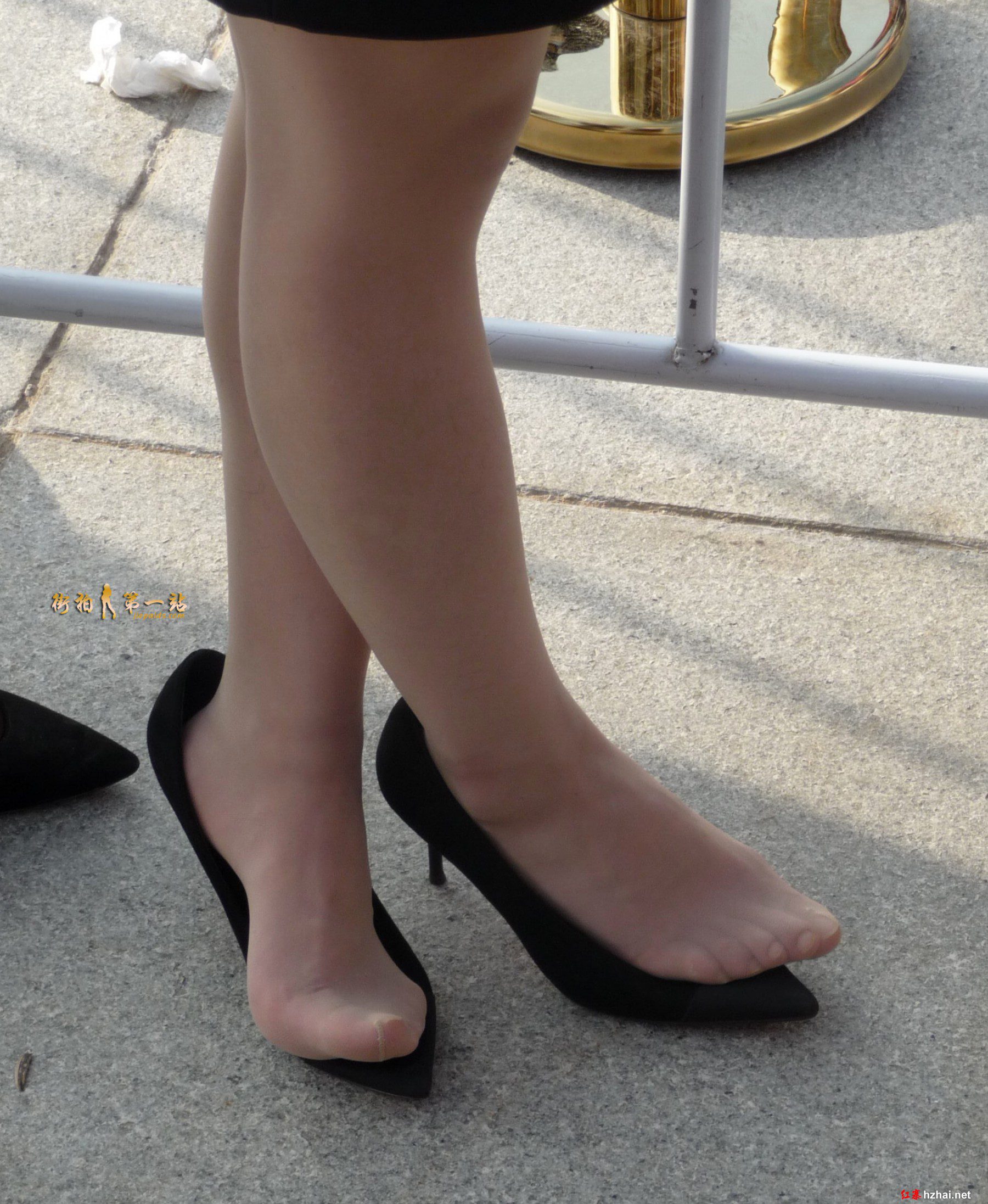 17092415396fa50482b5b3dc3e.jpg